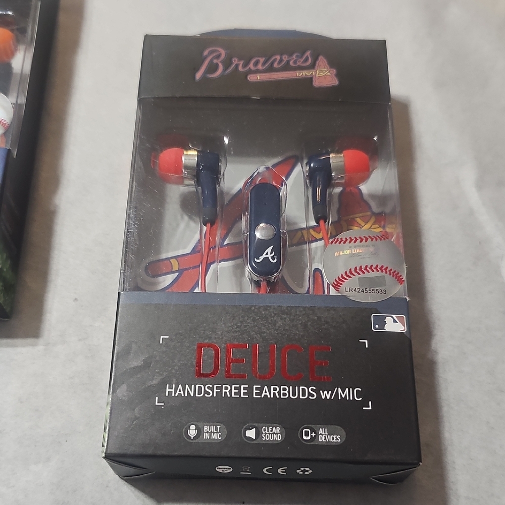 Braves Deuce Handsfree Earbuds with Mic